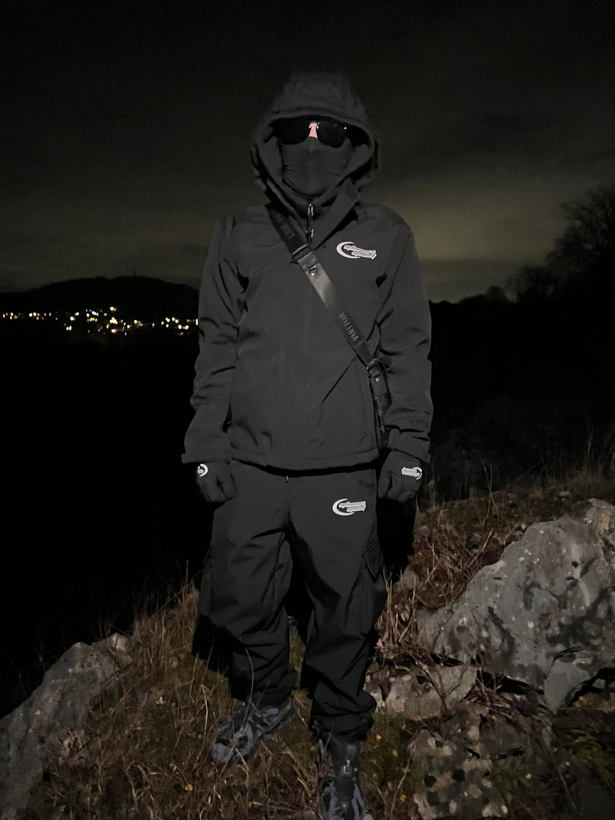 MILLIONAIRE BLACKOUT TRACKSUIT